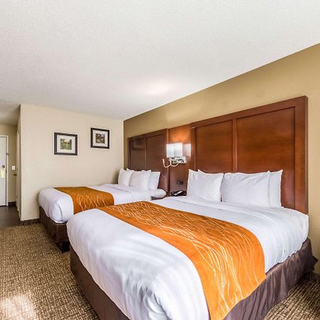 Comfort Inn & Suites Dayton North Экстерьер фото