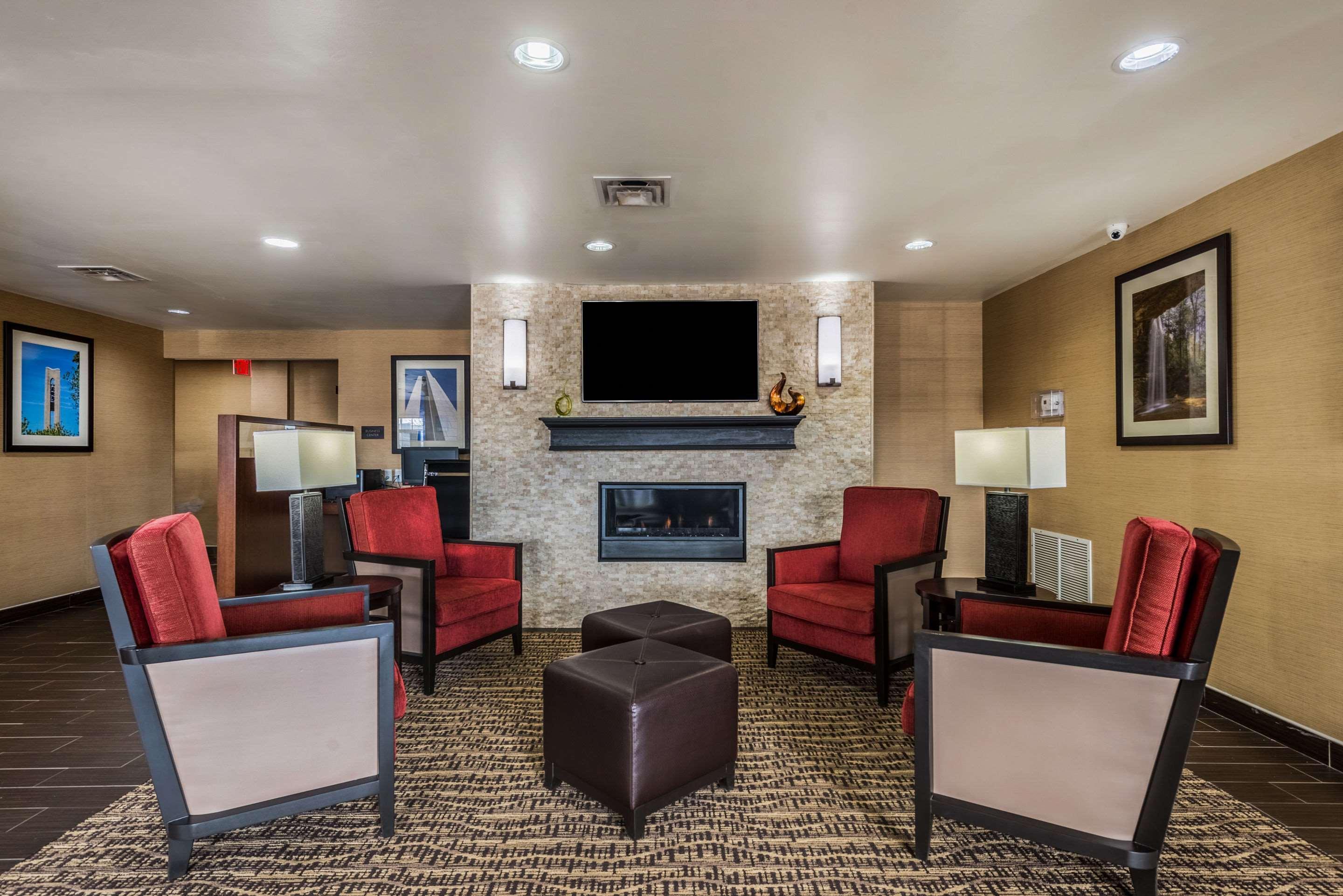 Comfort Inn & Suites Dayton North Экстерьер фото