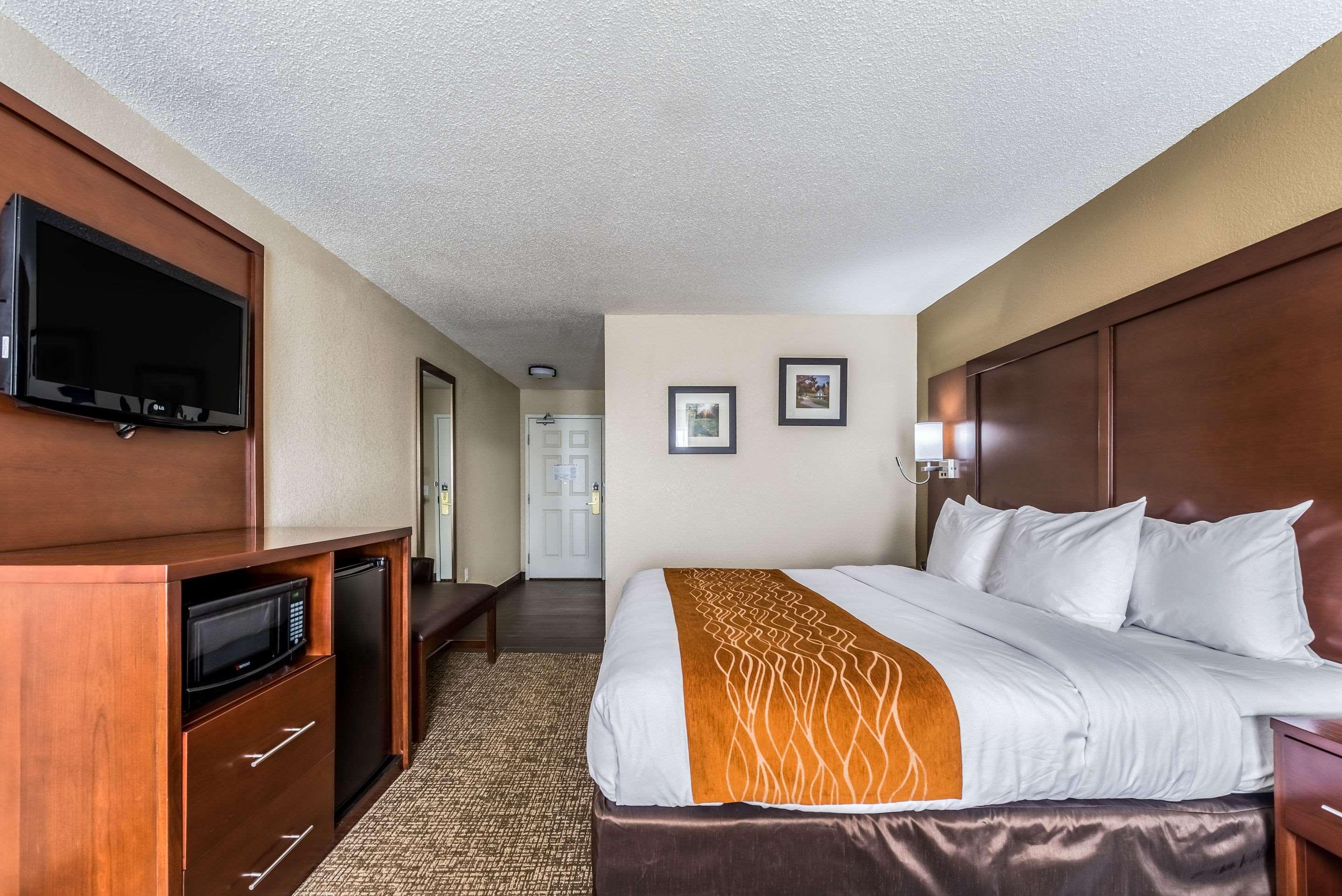 Comfort Inn & Suites Dayton North Экстерьер фото