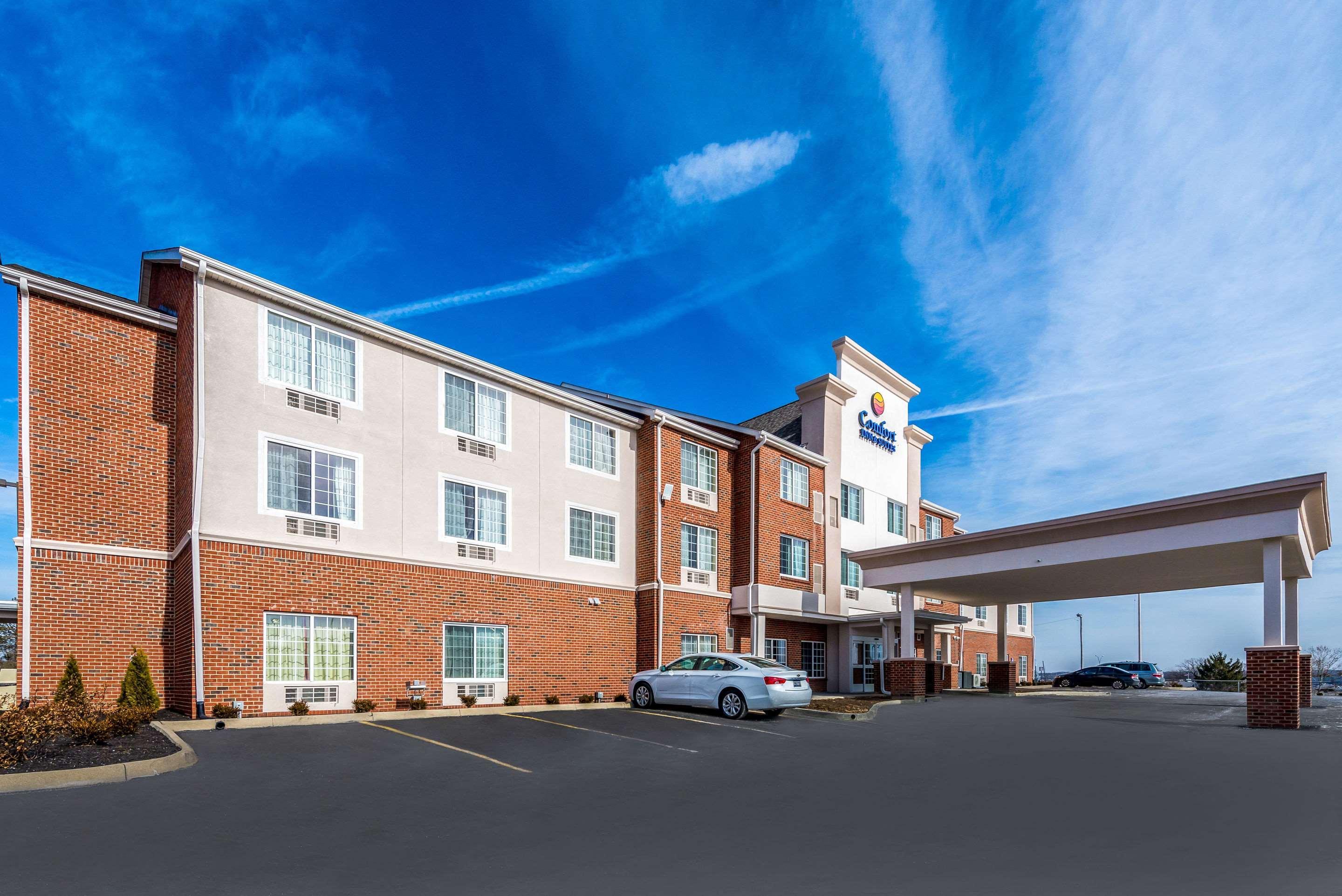 Comfort Inn & Suites Dayton North Экстерьер фото